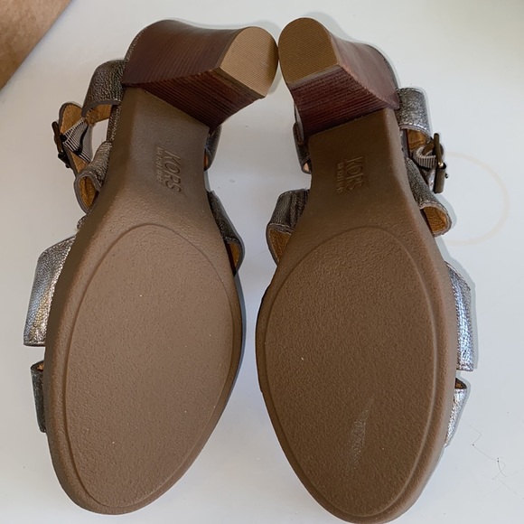 Michael Kors Metallic silver platform pumps open toe Womens straps - Picture 7 of 10